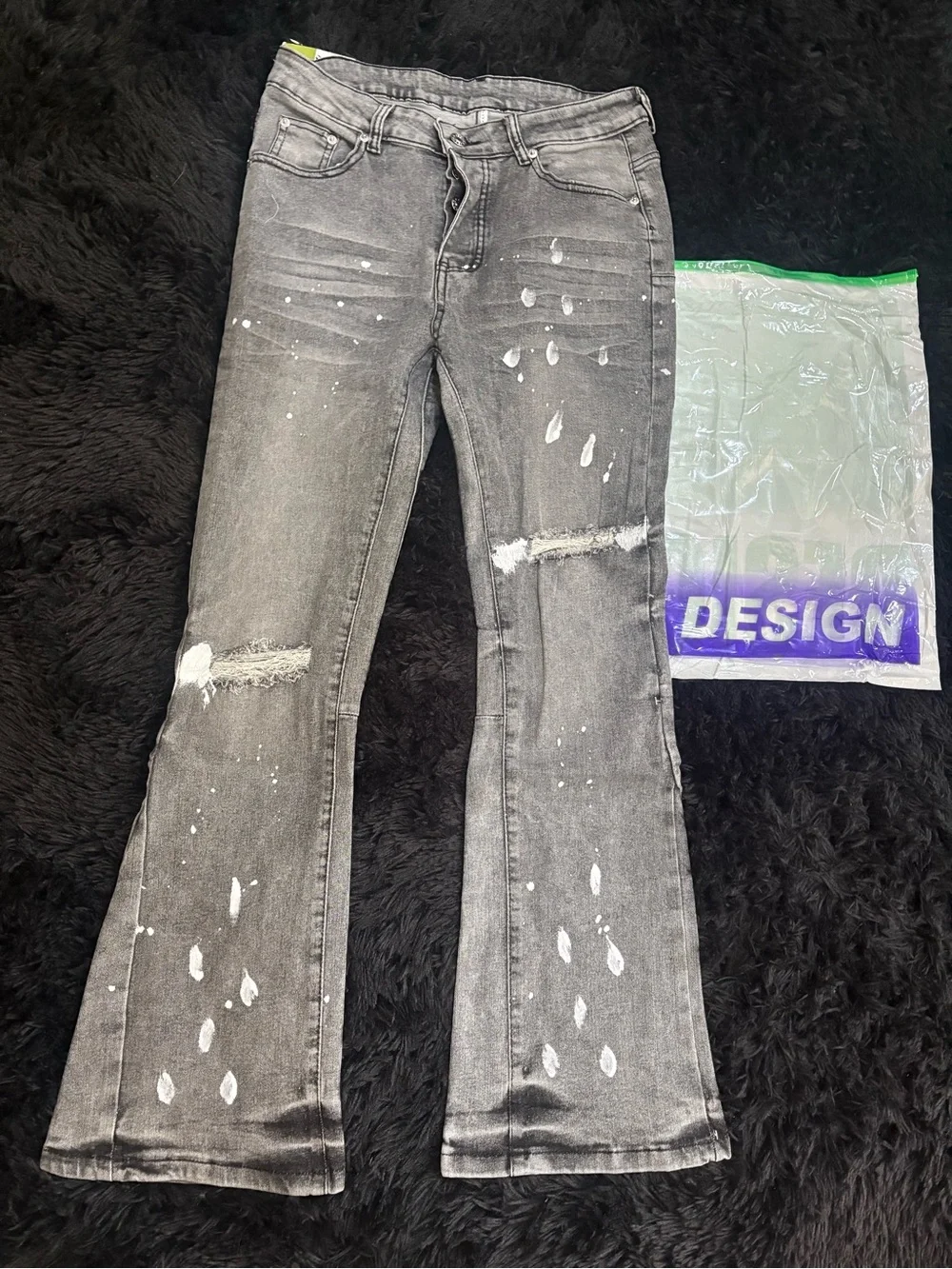 Men's Gray Bootcut Jeans with Distressed Paint-Splatter Detail